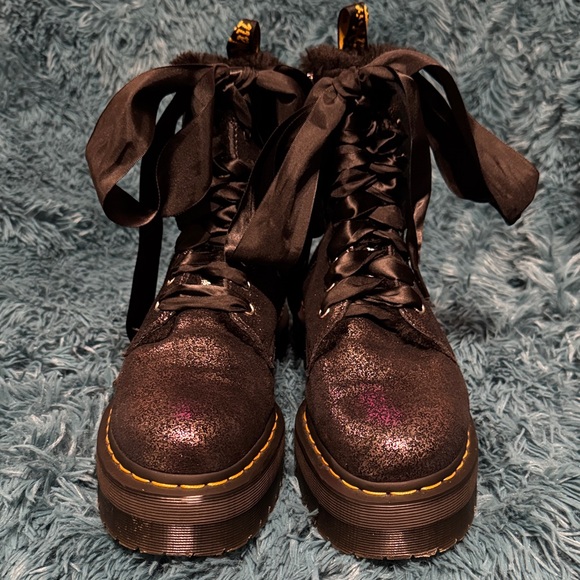 Dr. Martin Jadon faux fur lined platform glitter boots, size 9L - Picture 3 of 11